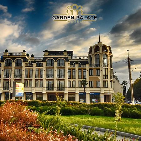 Garden Palace Zugdidi Buitenkant foto