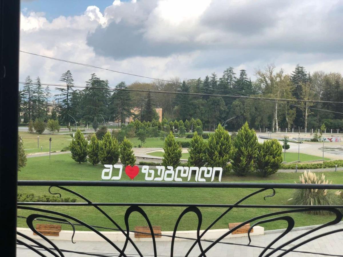 Garden Palace Zugdidi Buitenkant foto