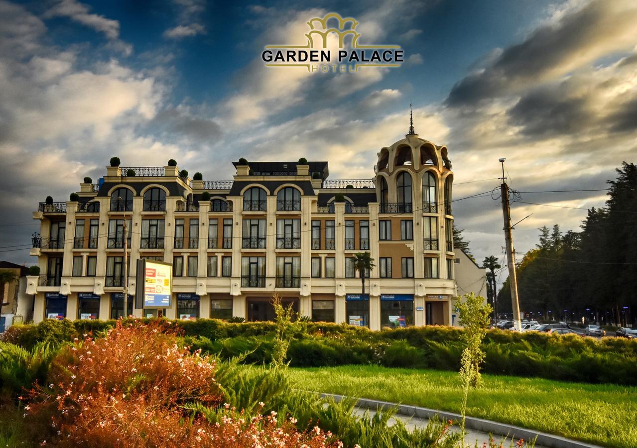 Garden Palace Zugdidi Buitenkant foto